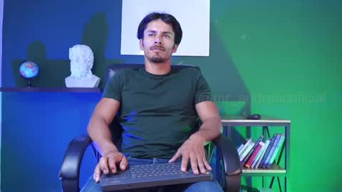 andres    online show from December 2024 09:02:01 PM