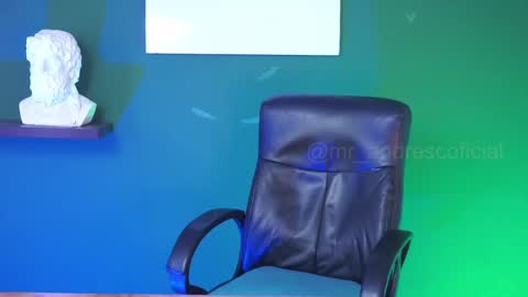 andres    online show from December 2024 03:06:01 PM