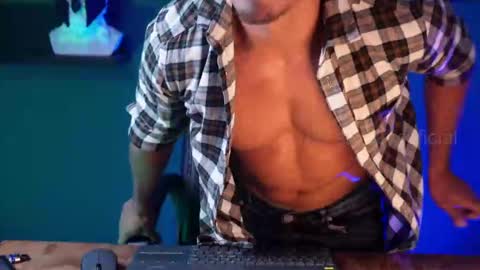 andres    online show from January 2025 11:02:01 PM