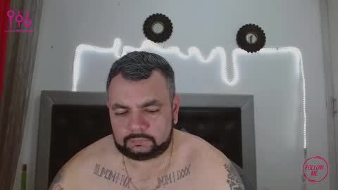 Carlos online show from September 2025 07:03:01 PM