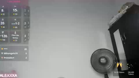 Snapshot of pervertt_mommy chatting on September 2025 09:14:01 PM  Alexandra  online show from September 2025 09:14:01 PM