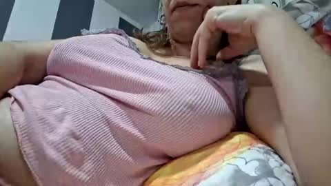 Lisa -  online show from January 2025 06:52:01 PM