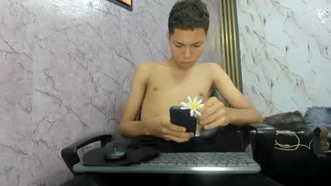 petal_bigx19 online show from July 2026 07:16:01 PM