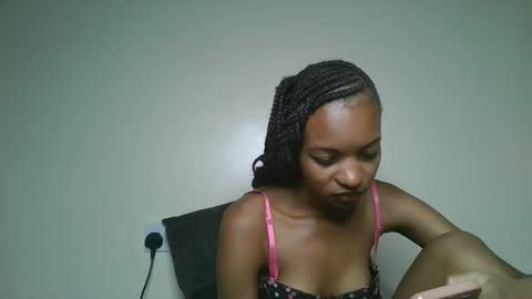 Snapshot of petal_palette chatting on May 2026 05:13:01 AM Lolly online show from May 2026 05:13:01 AM