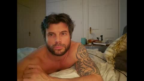 Snapshot of pete_le_meat chatting on April 2026 09:56:01 PM pete_le_meat online show from April 2026 09:56:01 PM