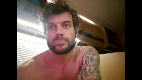 Snapshot of pete_le_meat chatting on April 2026 09:39:33 PM pete_le_meat online show from April 2026 09:39:33 PM