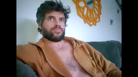 Snapshot of pete_le_meat chatting on April 2026 07:15:01 PM pete_le_meat online show from April 2026 07:15:01 PM