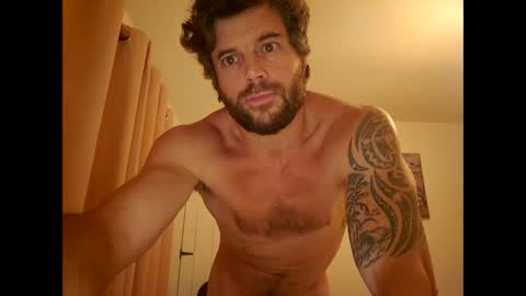Snapshot of pete_le_meat chatting on May 2026 11:21:02 PM pete_le_meat online show from May 2026 11:21:02 PM