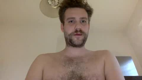 Snapshot of peteboy05 chatting on December 2024 07:22:02 AM Pete online show from December 2024 07:22:02 AM