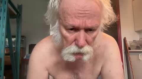 Snapshot of peter4443 chatting on April 2026 02:11:01 PM peter4443 online show from April 2026 02:11:01 PM