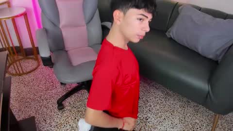 Peter online show from December 2025 06:14:03 PM