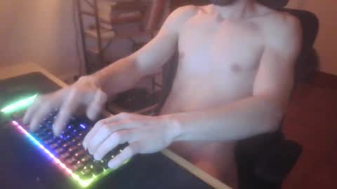 Snapshot of peter_coat chatting on June 2026 10:42:01 PM peter_coat online show from June 2026 10:42:01 PM