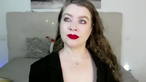 Peters Emily online show from January 2025 05:22:02 PM