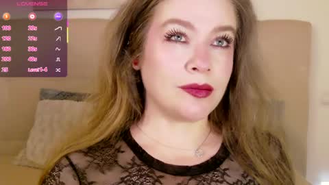 Peters Emily online show from May 2026 11:13:01 PM