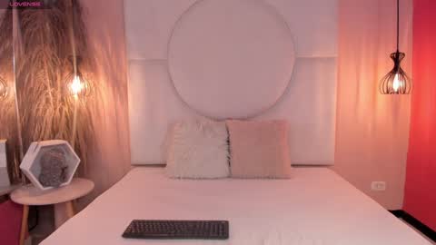 Snapshot of petiite_aliice chatting on February 2025 03:31:02 PM Alice online show from February 2025 03:31:02 PM