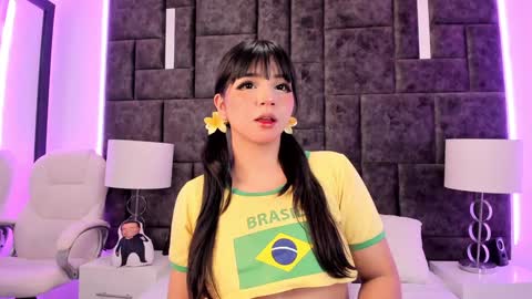 Snapshot of petit_rosseowo chatting on January 2025 06:49:01 PM Im Rosse but u can call me Rossie or Rosita . online show from January 2025 06:49:01 PM