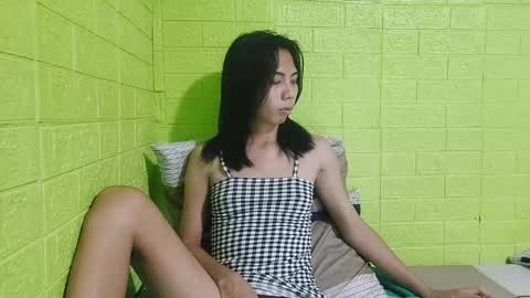 Yuriee online show from February 2025 08:59:02 AM