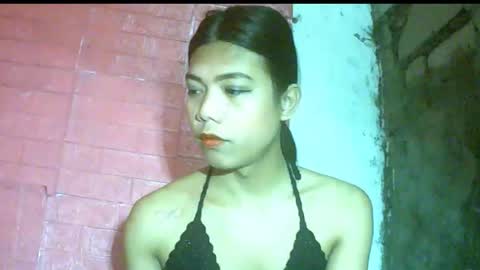 Snapshot of petite_jzee chatting on February 2026 12:34:02 AM jzee online show from February 2026 12:34:02 AM