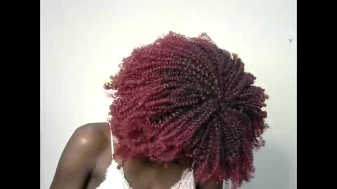 petite_lavi2 online show from December 2024 06:22:02 PM