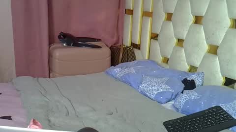 Lunar online show from November 2025 09:47:01 PM