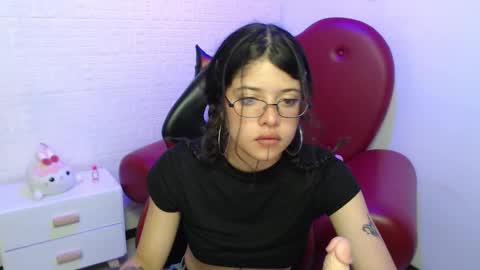 Melody online show from March 2026 02:33:02 PM