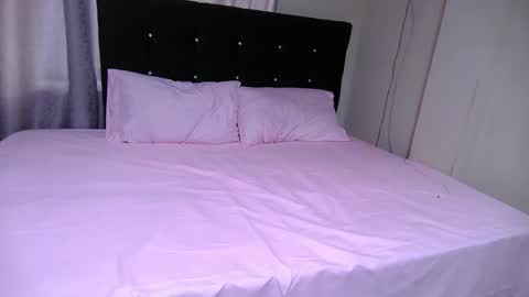 petite paola online show from January 2025 06:46:01 PM