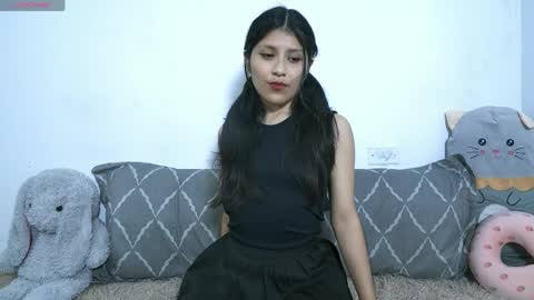 Snapshot of petite_paola chatting on March 2026 12:55:01 PM petite paola online show from March 2026 12:55:01 PM