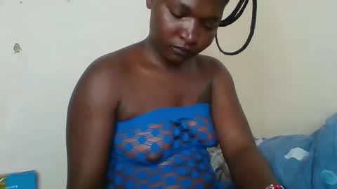 petite_shan online show from February 2026 06:52:02 AM