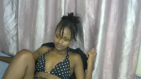 petite_star2 online show from November 2025 07:18:02 AM