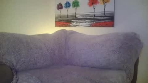 Snapshot of petite_treat_ chatting on January 2025 09:28:01 AM petite treat online show from January 2025 09:28:01 AM