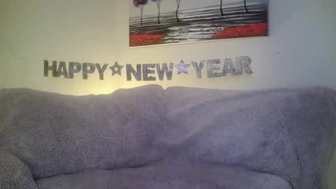 Snapshot of petite_treat_ chatting on January 2025 06:46:01 AM petite treat online show from January 2025 06:46:01 AM