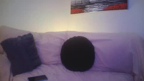 Snapshot of petite_treat_ chatting on February 2025 08:13:02 AM petite treat online show from February 2025 08:13:02 AM