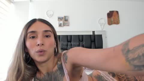 PetiteAlejaTs online show from December 2024 02:41:02 PM