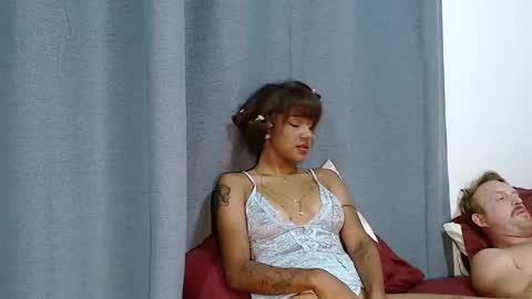 Snapshot of petitebubblegum chatting on February 2025 02:23:01 AM Caramel princesa online show from February 2025 02:23:01 AM