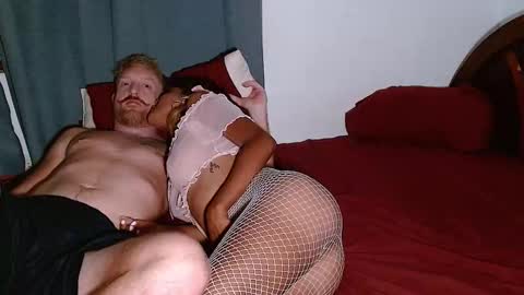 Snapshot of petitebubblegum chatting on February 2025 01:33:01 AM Caramel princesa online show from February 2025 01:33:01 AM