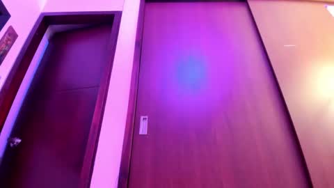 Lunna online show from March 2025 05:23:02 AM