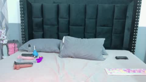 little sharon online show from March 2026 04:07:02 AM