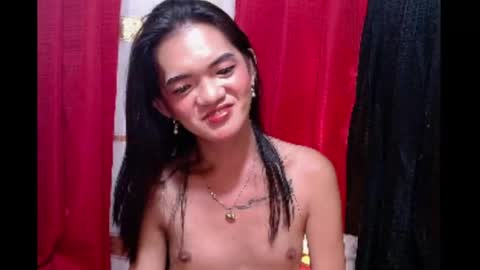 Snapshot of petitepinaycyrenets chatting on March 2026 05:23:01 AM TsDELICIOUSCum69 online show from March 2026 05:23:01 AM