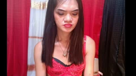 Snapshot of petitepinaycyrenets chatting on March 2026 10:37:02 AM TsDELICIOUSCum69 online show from March 2026 10:37:02 AM