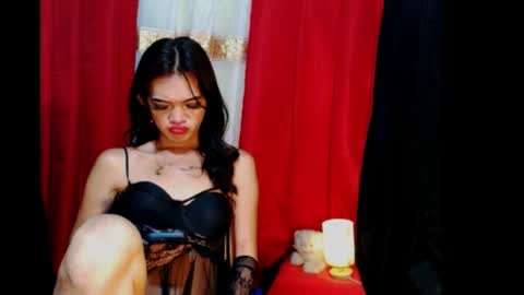 Snapshot of petitepinaycyrenets chatting on April 2026 06:41:01 PM TsDELICIOUSCum69 online show from April 2026 06:41:01 PM