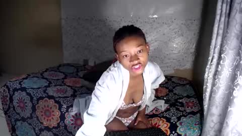 petitesammy online show from May 2026 05:09:01 PM