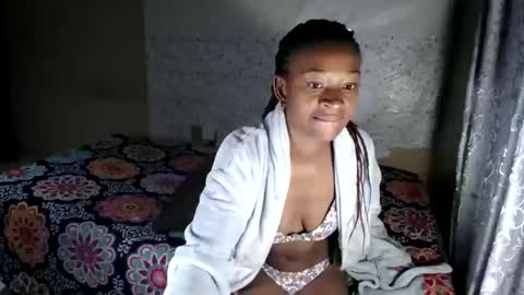 petitesammy online show from May 2026 06:48:02 PM