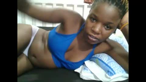 Snapshot of petitesweetchiq chatting on February 2026 11:12:02 PM petitesweetchiq online show from February 2026 11:12:02 PM