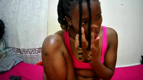 Snapshot of petitetasha chatting on November 2025 12:46:02 AM petitetasha online show from November 2025 12:46:02 AM