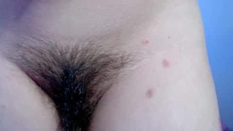 i.. .U can call me Nick ....    Help me to reach 200 thumbs up online show from January 2025 02:09:02 AM