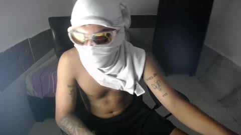 Snapshot of petty_boy777 chatting on April 2026 06:57:02 PM petty_boy777 online show from April 2026 06:57:02 PM