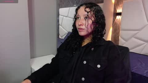 Moon  online show from November 2025 11:14:01 AM