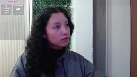 Moon  online show from December 2025 04:11:01 PM