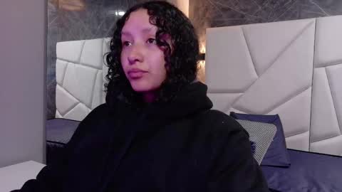 Moon  online show from December 2025 11:27:02 AM