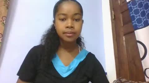 Snapshot of phania185885 chatting on March 2026 04:40:01 AM phania185885 online show from March 2026 04:40:01 AM